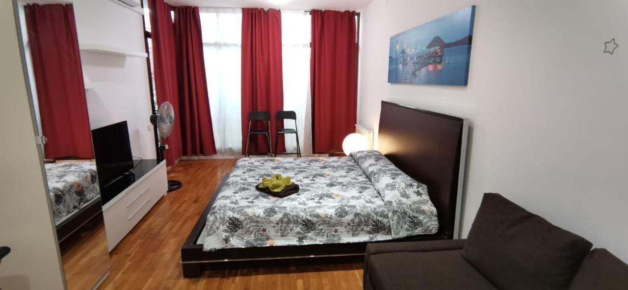 Rooms Arago Barcelona Eksteriør billede