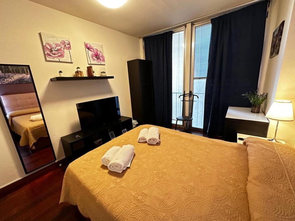 Rooms Arago Barcelona Eksteriør billede